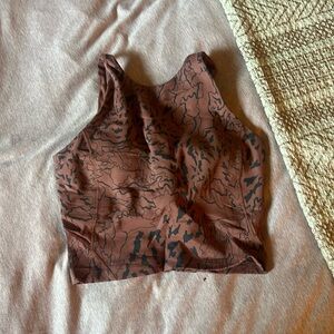 Lululemon Size 6 Brown Top